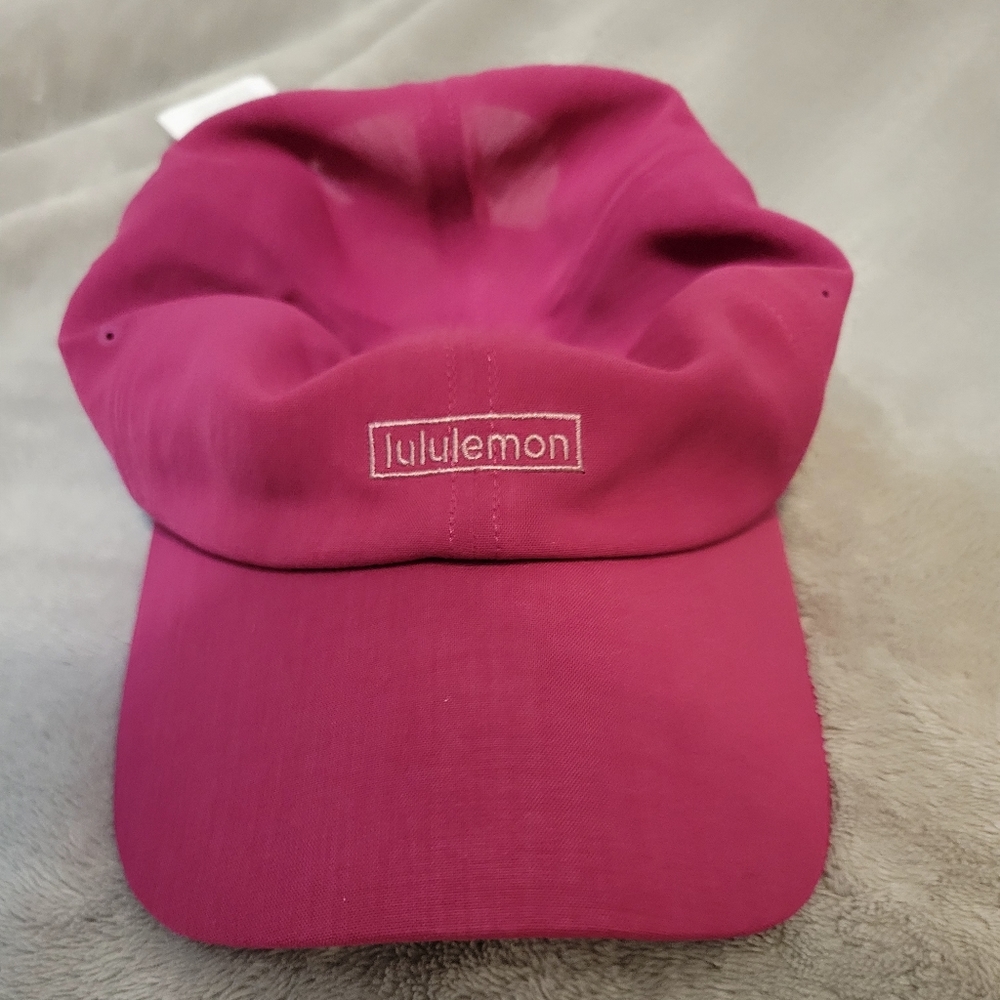🆕 Lululemon Women's Baller Hat Soft *Embroidered in Magenta Purple/Velvet Dust